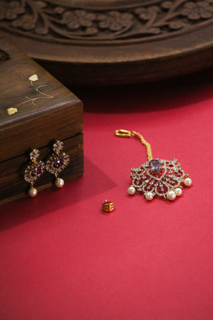 AD Stone Pendent