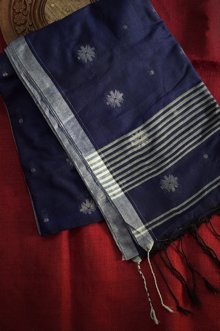 Kadhi Cotton Navy Blue Saree