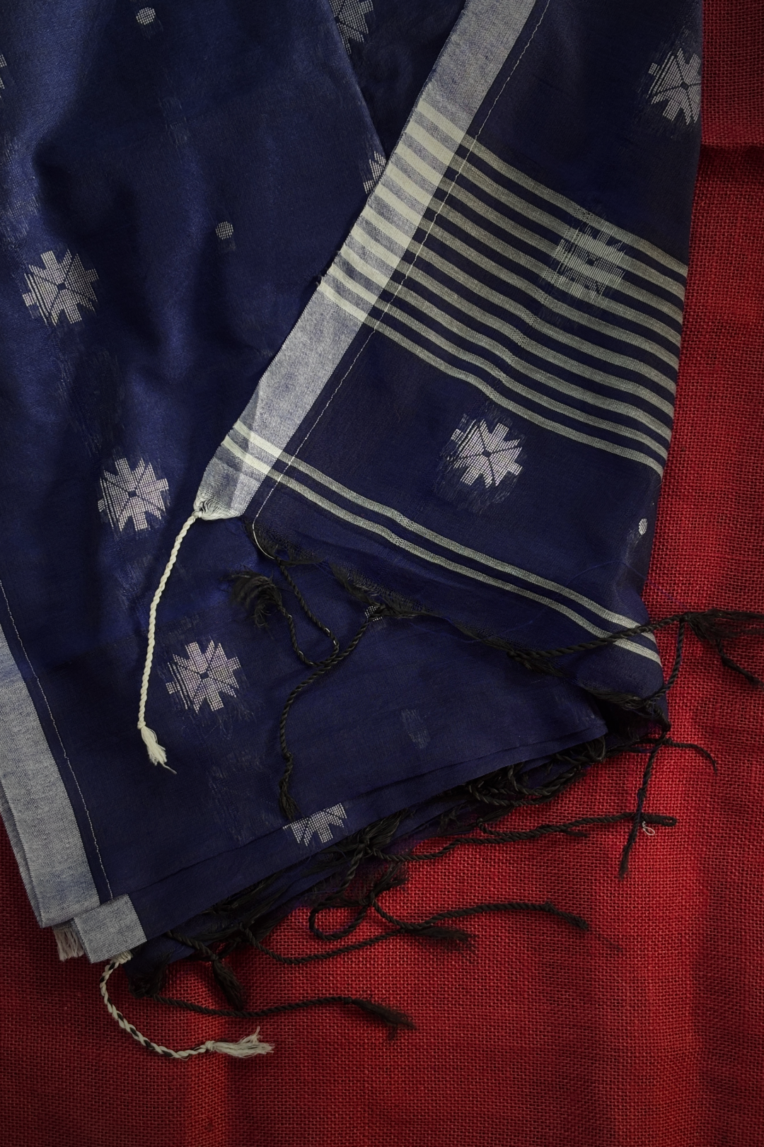 Kadhi Cotton Navy Blue Saree