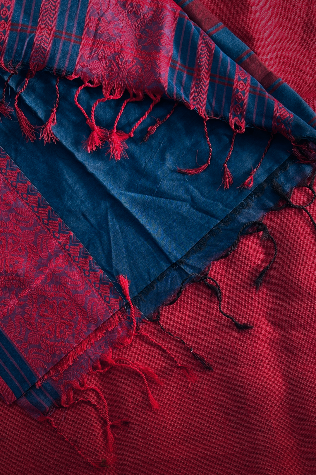 Kadhi Long Border Blue & Red Saree