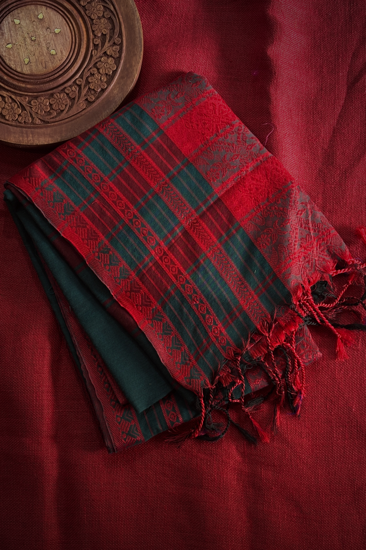 Kadhi Long Border Green & Red Saree