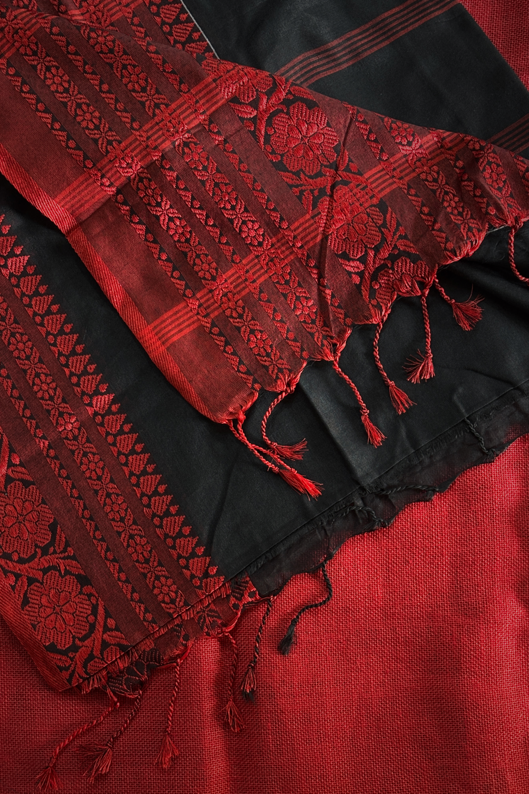 Kadhi Long Border Red & Black Saree